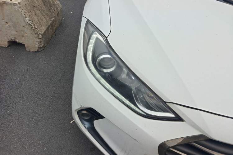 Used Hyundai Elantra (6th Generation / Lingdong) 2019 1.4T Dual-Clutch Xuan Dong · Dynamic Model Right Front Headlight