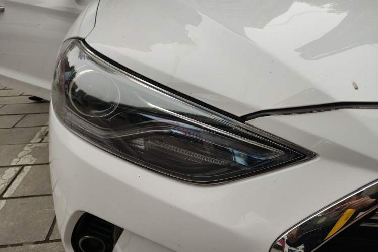 Used Hyundai Elantra (6th Generation / Lingdong) 2019 1.4T Dual-Clutch Xuan Dong · Dynamic Model Right Front Headlight