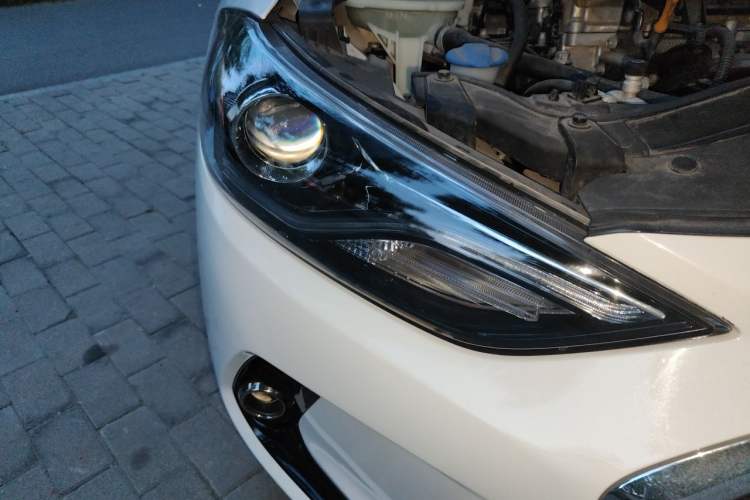 Used Hyundai Elantra (6th Generation / Lingdong) 2019 1.4T Dual-Clutch Xuan Dong · Dynamic Model Right Front Headlight