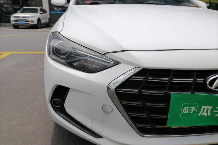 Used Hyundai Elantra (6th Generation / Lingdong) 2019 1.4T Dual-Clutch Xuan Dong · Dynamic Model Right Front Headlight