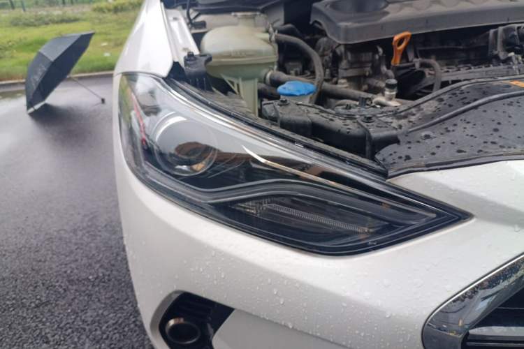 Used Hyundai Elantra (6th Generation / Lingdong) 2019 1.4T Dual-Clutch Xuan Dong · Flagship Model Right Front Headlight