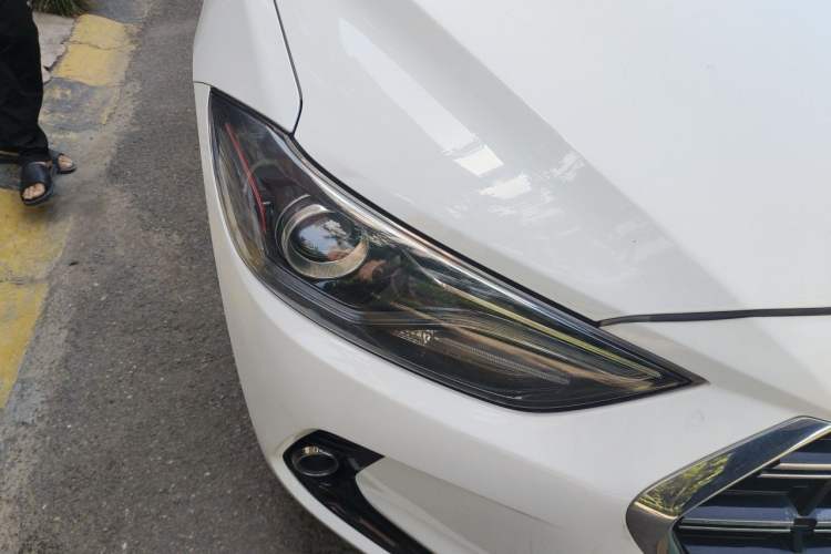 Used Hyundai Elantra (6th Generation / Lingdong) 2019 1.4T Dual-Clutch Xuan Dong · Dynamic Model Right Front Headlight