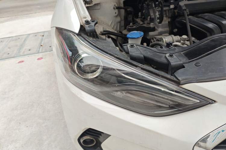 Used Hyundai Elantra (6th Generation / Lingdong) 2019 1.5L CVT ZhiXuan – Elite Version Right Front Headlight