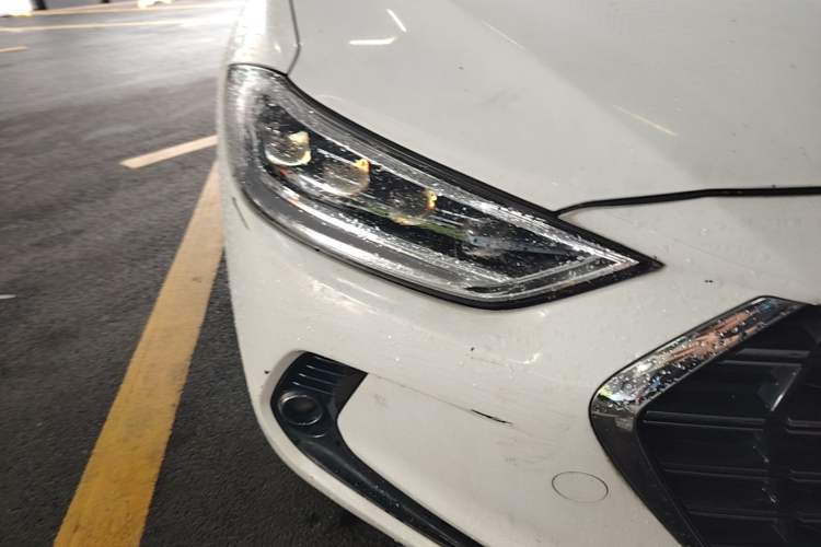 Used Hyundai Elantra (6th Generation / Lingdong) 2019 1.5L CVT ZhiXuan – Elite Version Right Front Headlight