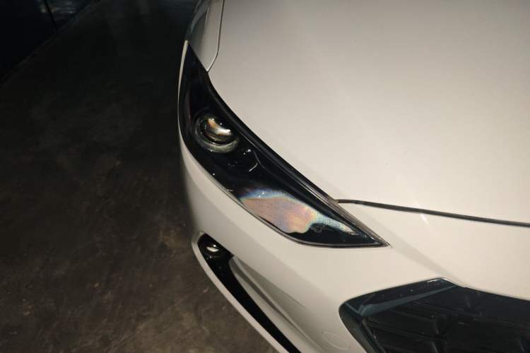 Used Hyundai Elantra (6th Generation / Lingdong) 2019 1.5L CVT ZhiXuan – Elite Version Right Front Headlight
