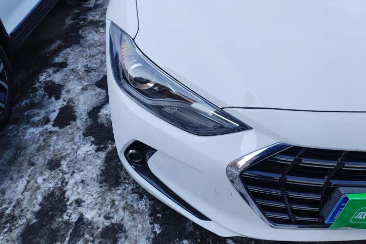 Used Hyundai Elantra (6th Generation / Lingdong) 2019 1.4T Dual-Clutch Xuan Dong · Dynamic Model Right Front Headlight