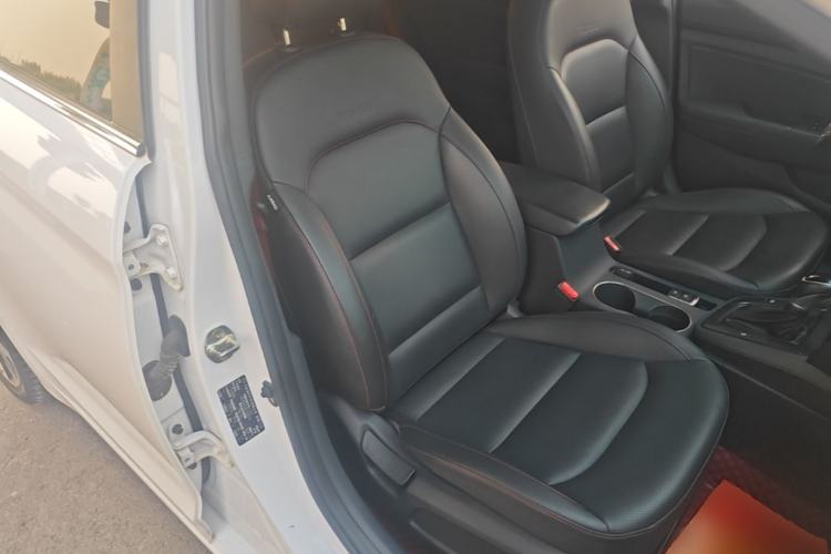 Used Hyundai Elantra (6th Generation / Lingdong) 2019 1.4T Dual-Clutch Xuan Dong · Dynamic Model Right Front Seat