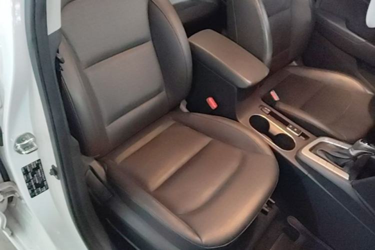 Used Hyundai Elantra (6th Generation / Lingdong) 2019 1.5L CVT ZhiXuan – Elite Version Right Front Seat