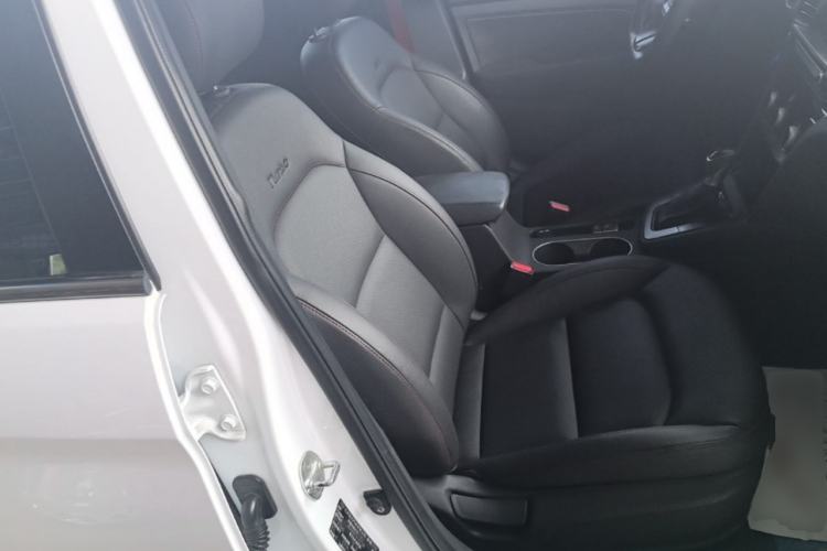 Used Hyundai Elantra (6th Generation / Lingdong) 2019 1.4T Dual-Clutch Xuan Dong · Dynamic Model Right Front Seat