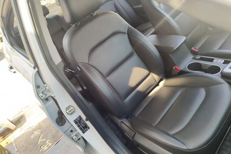 Used Hyundai Elantra (6th Generation / Lingdong) 2019 1.5L CVT ZhiXuan – Elite Version Right Front Seat