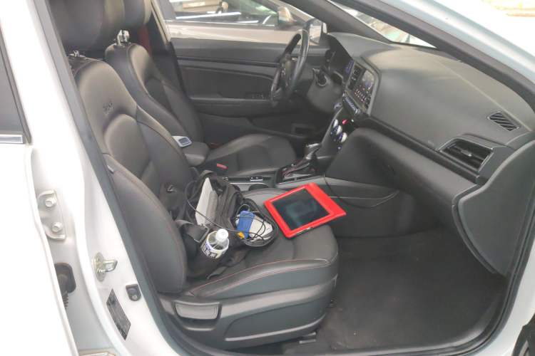 Used Hyundai Elantra (6th Generation / Lingdong) 2019 1.4T Dual-Clutch Xuan Dong · Dynamic Model Right Front Seat