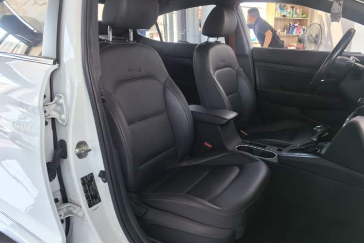 Used Hyundai Elantra (6th Generation / Lingdong) 2019 1.4T Dual-Clutch Xuan Dong · Dynamic Model Right Front Seat