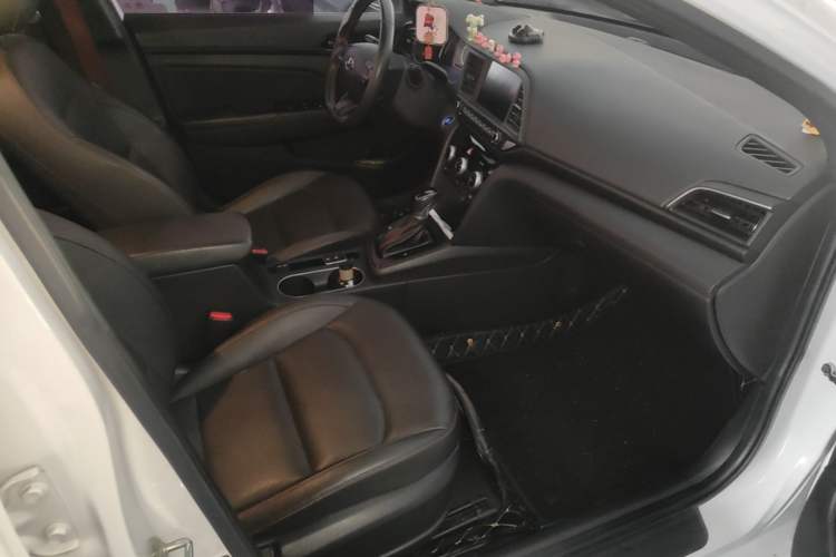 Used Hyundai Elantra (6th Generation / Lingdong) 2019 1.4T Dual-Clutch Xuan Dong · Dynamic Model Right Front Seat