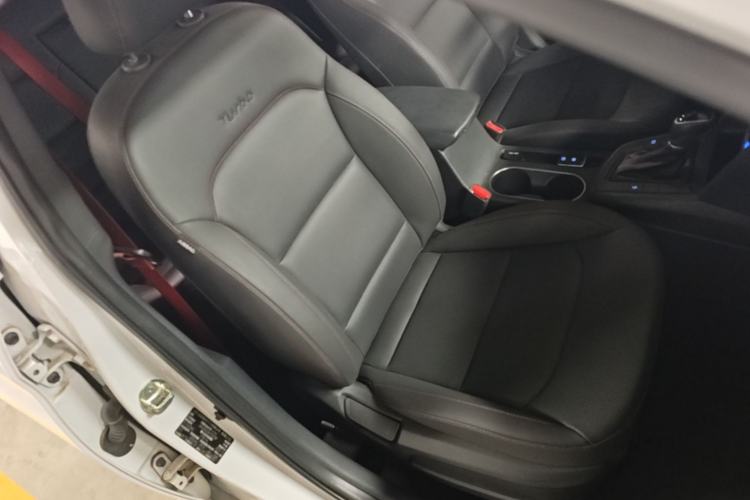 Used Hyundai Elantra (6th Generation / Lingdong) 2019 1.4T Dual-Clutch Xuan Dong · Dynamic Model Right Front Seat
