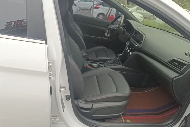 Used Hyundai Elantra (6th Generation / Lingdong) 2019 1.4T Dual-Clutch Xuan Dong · Dynamic Model Right Front Seat