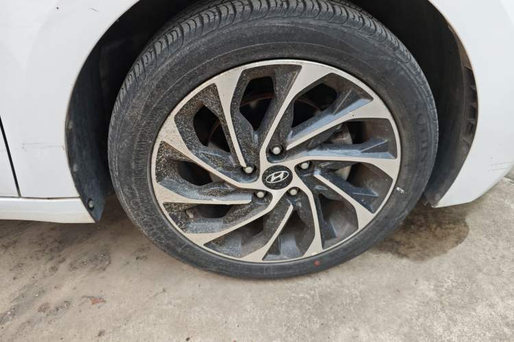 Used Hyundai Elantra (6th Generation / Lingdong) 2019 1.4T Dual-Clutch Xuan Dong · Dynamic Model Right Front Wheel Hub