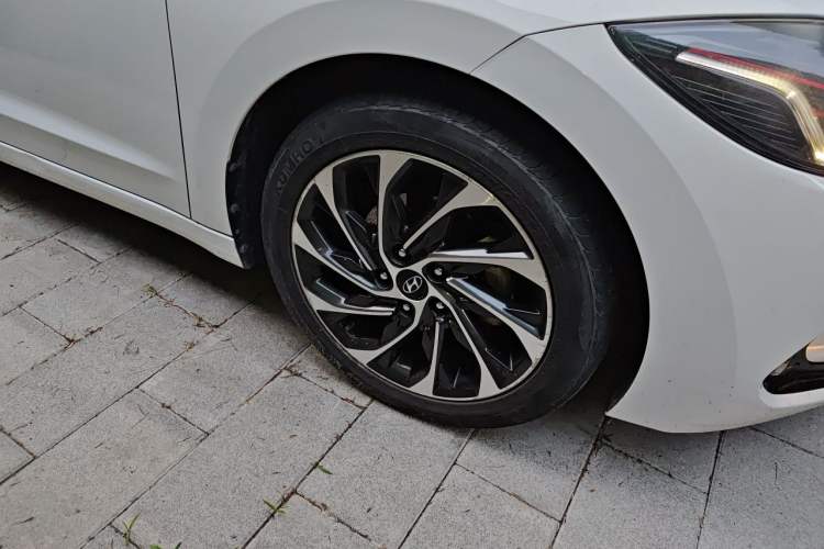 Used Hyundai Elantra (6th Generation / Lingdong) 2019 1.4T Dual-Clutch Xuan Dong · Dynamic Model Right Front Wheel Hub
