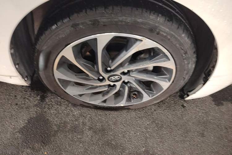 Used Hyundai Elantra (6th Generation / Lingdong) 2019 1.5L CVT ZhiXuan – Elite Version Right Front Wheel Hub