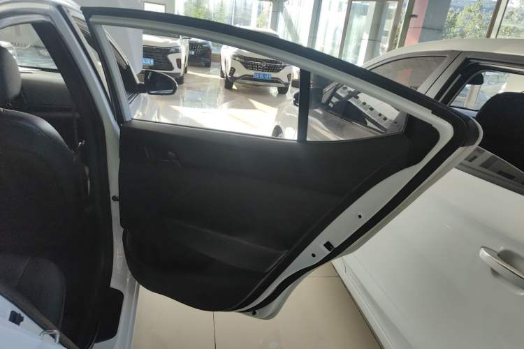 Used Hyundai Elantra (6th Generation / Lingdong) 2019 1.4T Dual-Clutch Xuan Dong · Dynamic Model Right Rear Door Interior