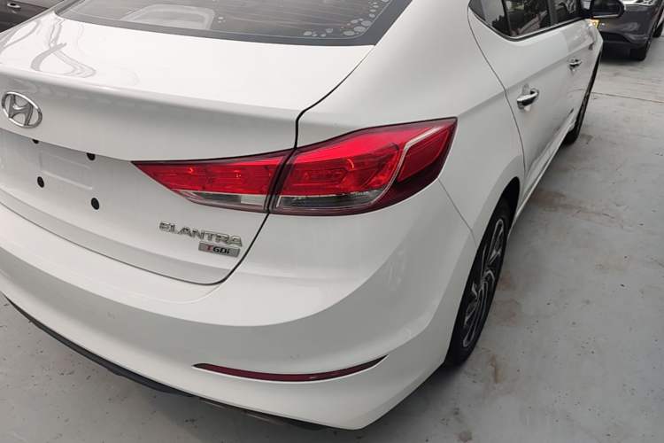 Used Hyundai Elantra (6th Generation / Lingdong) 2019 1.4T Dual-Clutch Xuan Dong · Dynamic Model Right Rear Taillight