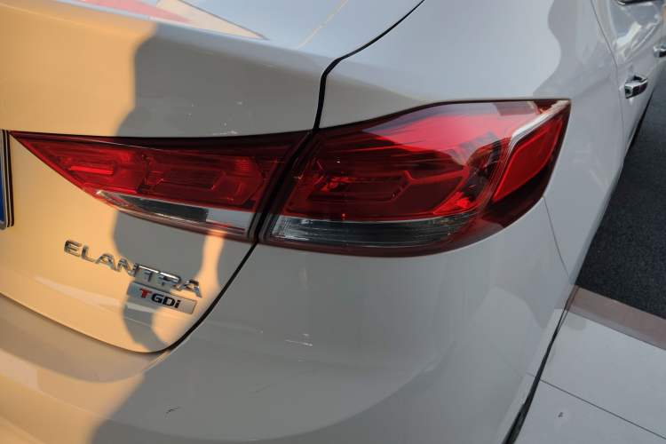 Used Hyundai Elantra (6th Generation / Lingdong) 2019 1.4T Dual-Clutch Xuan Dong · Dynamic Model Right Rear Taillight