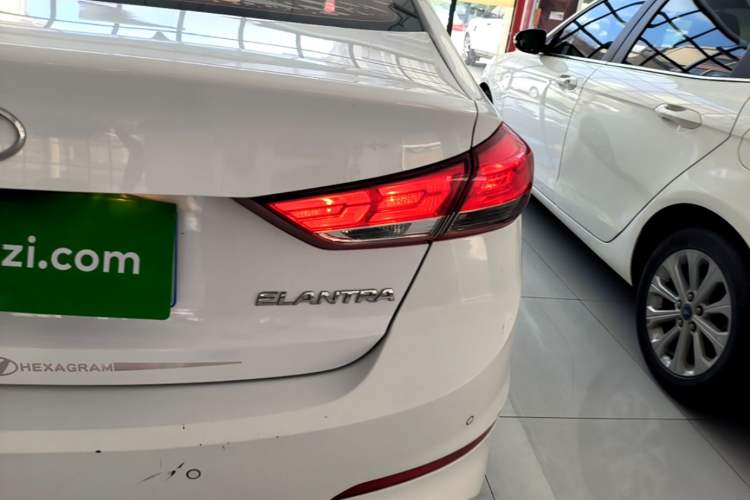 Used Hyundai Elantra (6th Generation / Lingdong) 2019 1.5L CVT ZhiXuan – Elite Version Right Rear Taillight