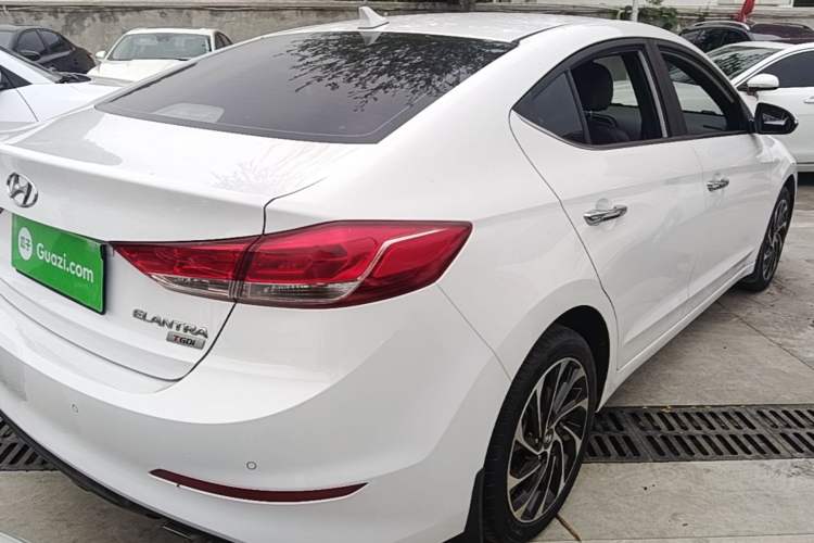 Used Hyundai Elantra (6th Generation / Lingdong) 2019 1.4T Dual-Clutch Xuan Dong · Dynamic Model Right Rear Taillight
