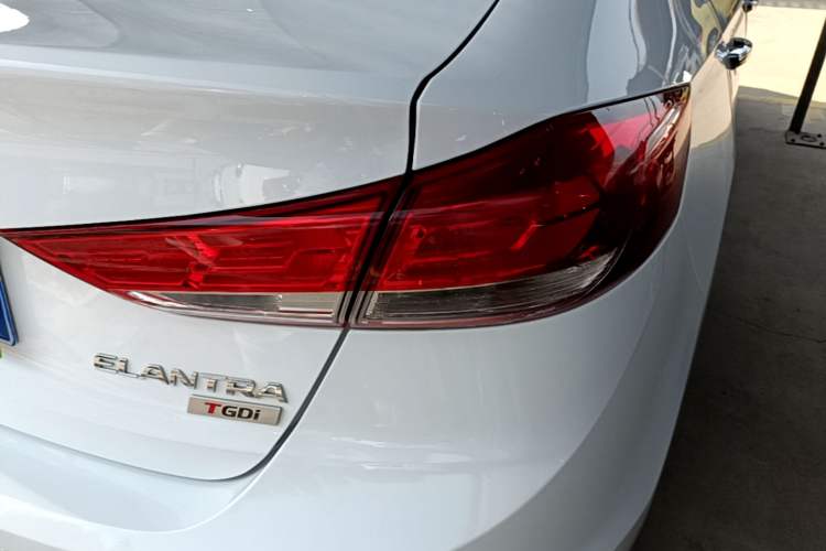 Used Hyundai Elantra (6th Generation / Lingdong) 2019 1.4T Dual-Clutch Xuan Dong · Dynamic Model Right Rear Taillight