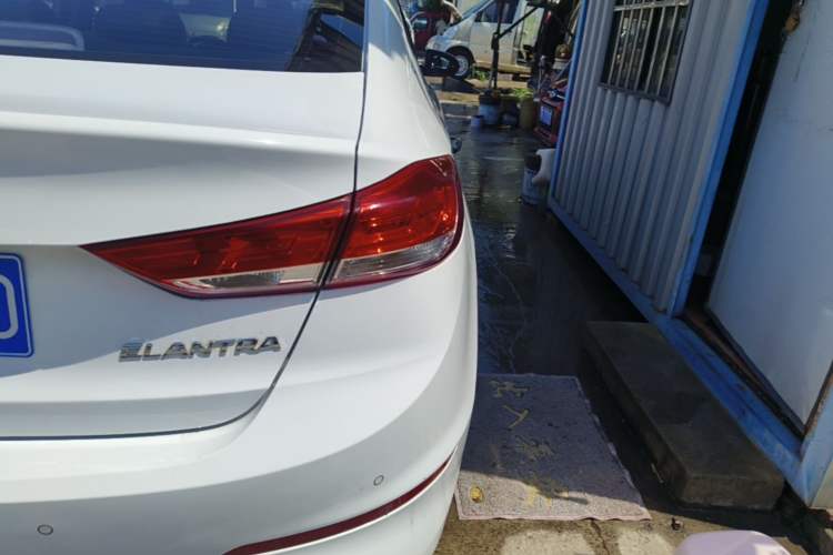 Used Hyundai Elantra (6th Generation / Lingdong) 2019 1.5L CVT ZhiXuan – Elite Version Right Rear Taillight