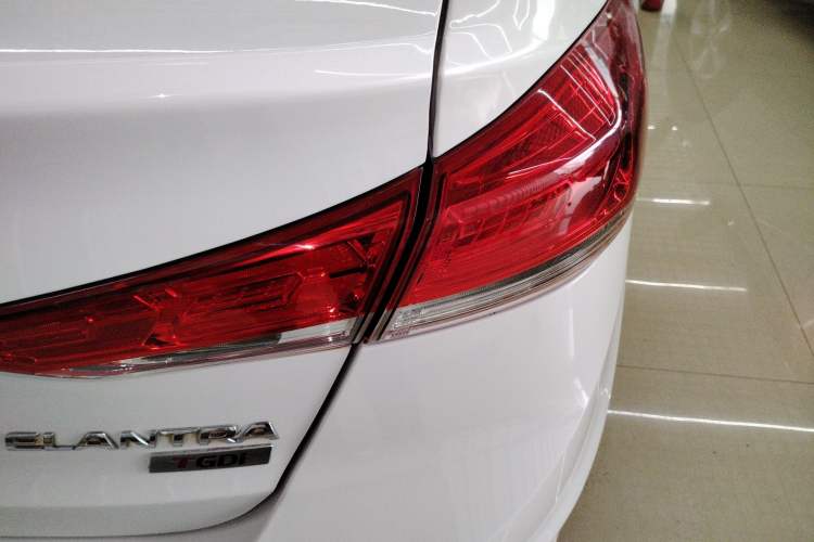 Used Hyundai Elantra (6th Generation / Lingdong) 2019 1.4T Dual-Clutch Xuan Dong · Dynamic Model Right Rear Taillight