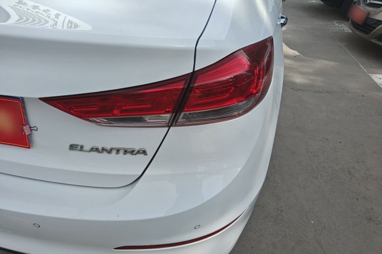 Used Hyundai Elantra (6th Generation / Lingdong) 2019 1.5L CVT ZhiXuan – Elite Version Right Rear Taillight