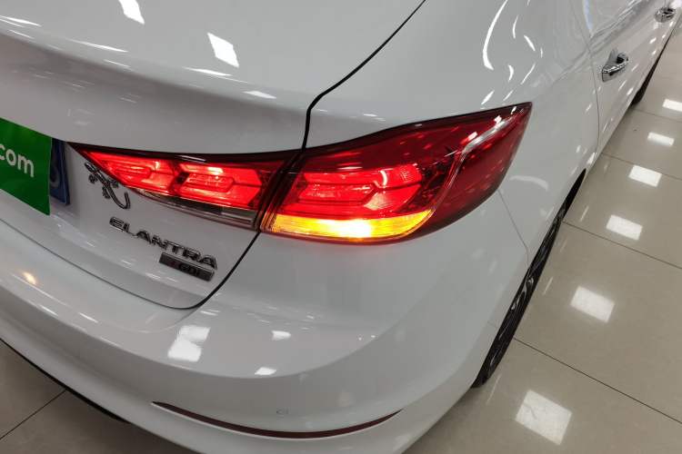 Used Hyundai Elantra (6th Generation / Lingdong) 2019 1.4T Dual-Clutch Xuan Dong · Dynamic Model Right Rear Taillight
