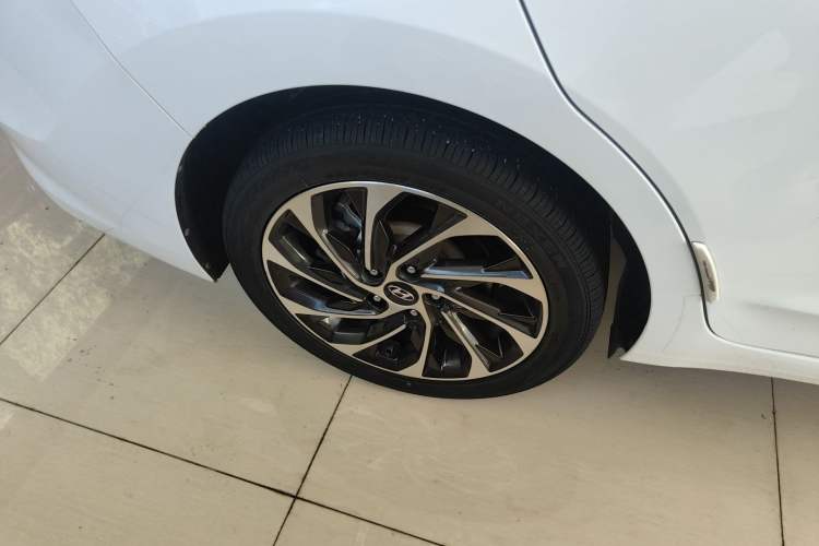 Used Hyundai Elantra (6th Generation / Lingdong) 2019 1.4T Dual-Clutch Xuan Dong · Dynamic Model Right Rear Wheel Hub