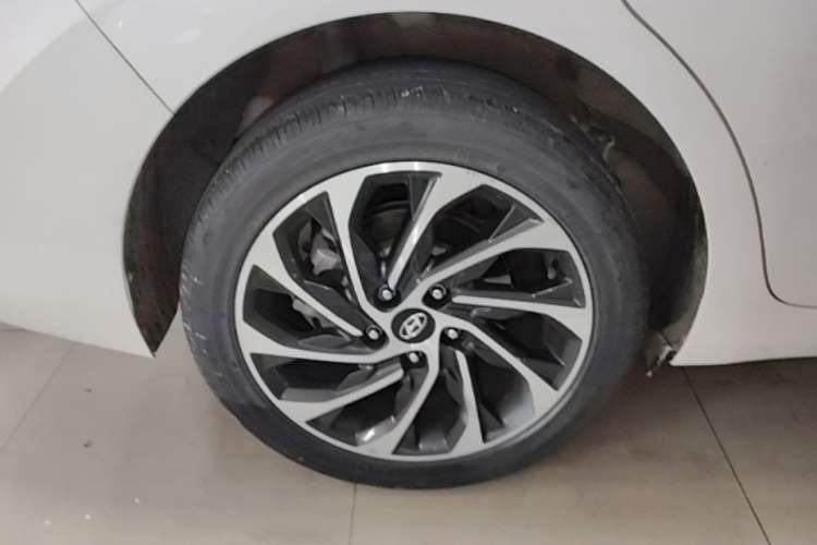 Used Hyundai Elantra (6th Generation / Lingdong) 2019 1.5L CVT ZhiXuan – Elite Version Right Rear Wheel Hub