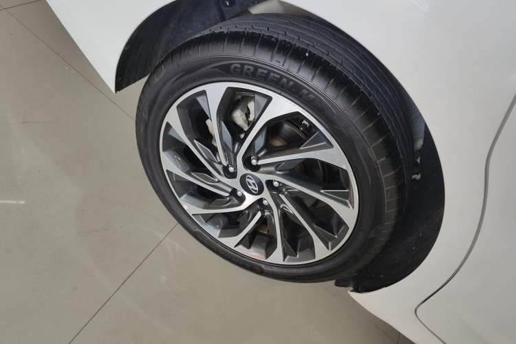 Used Hyundai Elantra (6th Generation / Lingdong) 2019 1.4T Dual-Clutch Xuan Dong · Dynamic Model Right Rear Wheel Hub