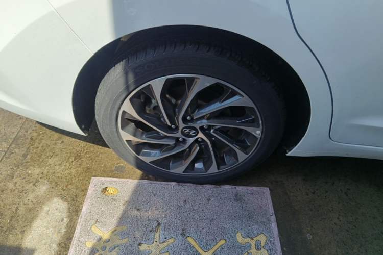 Used Hyundai Elantra (6th Generation / Lingdong) 2019 1.5L CVT ZhiXuan – Elite Version Right Rear Wheel Hub