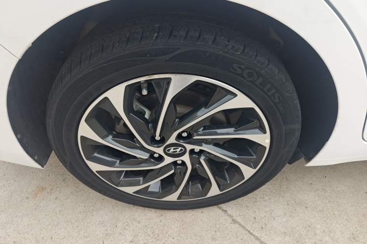 Used Hyundai Elantra (6th Generation / Lingdong) 2019 1.4T Dual-Clutch Xuan Dong · Dynamic Model Right Rear Wheel Hub