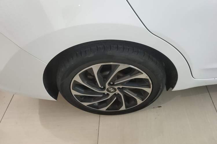 Used Hyundai Elantra (6th Generation / Lingdong) 2019 1.4T Dual-Clutch Xuan Dong · Dynamic Model Right Rear Wheel Hub