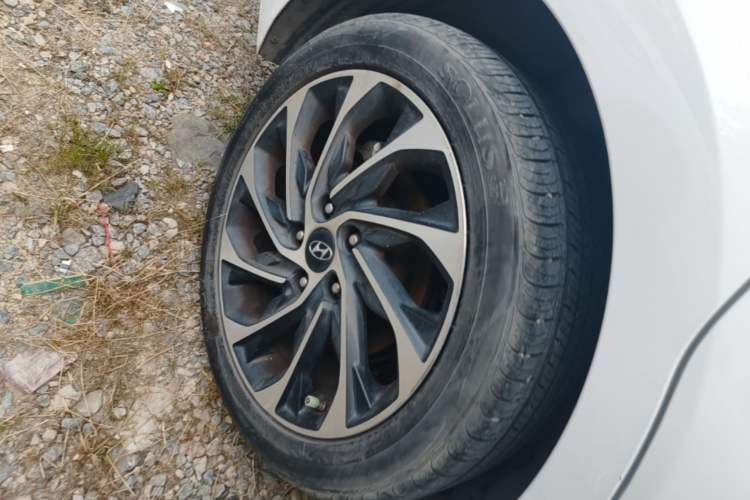 Used Hyundai Elantra (6th Generation / Lingdong) 2019 1.4T Dual-Clutch Xuan Dong · Dynamic Model Right Rear Wheel Hub