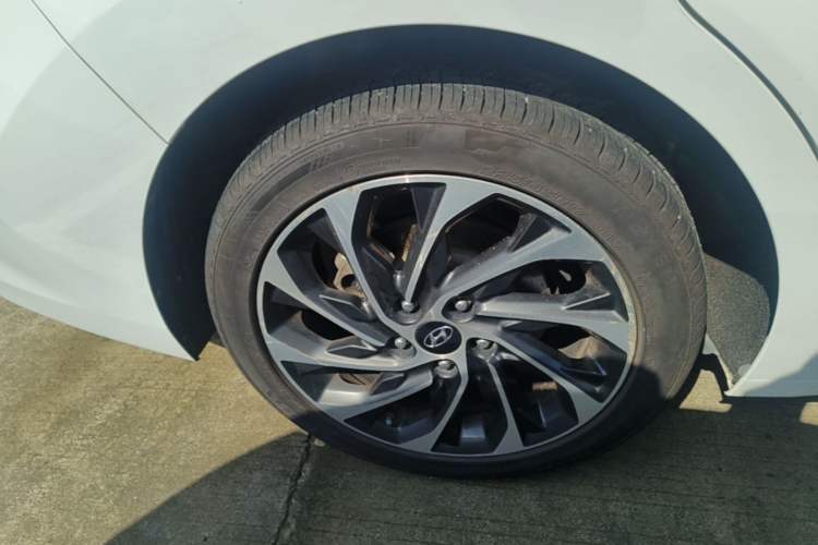 Used Hyundai Elantra (6th Generation / Lingdong) 2019 1.4T Dual-Clutch Xuan Dong · Dynamic Model Right Rear Wheel Hub