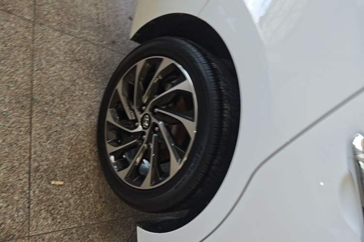Used Hyundai Elantra (6th Generation / Lingdong) 2019 1.4T Dual-Clutch Xuan Dong · Dynamic Model Right Rear Wheel Hub