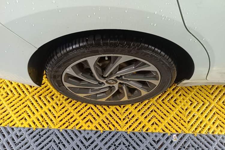Used Hyundai Elantra (6th Generation / Lingdong) 2019 1.4T Dual-Clutch Xuan Dong · Dynamic Model Right Rear Wheel Hub