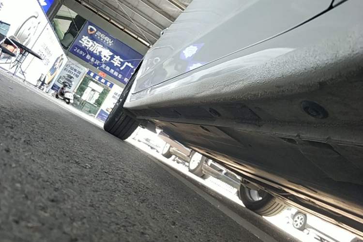 Used Hyundai Elantra (6th Generation / Lingdong) 2019 1.5L CVT ZhiXuan – Elite Version Right Side Sill