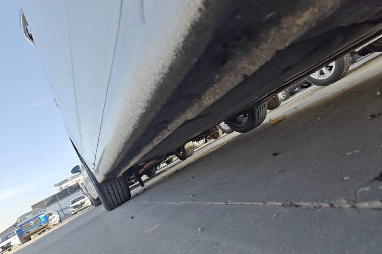 Used Hyundai Elantra (6th Generation / Lingdong) 2019 1.5L CVT ZhiXuan – Elite Version Right Side Sill