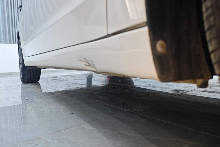 Used Hyundai Elantra (6th Generation / Lingdong) 2019 1.5L CVT ZhiXuan – Elite Version Right Side Sill