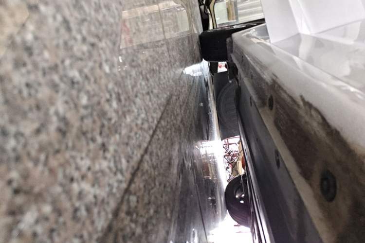 Used Hyundai Elantra (6th Generation / Lingdong) 2019 1.5L CVT ZhiXuan – Elite Version Right Side Sill
