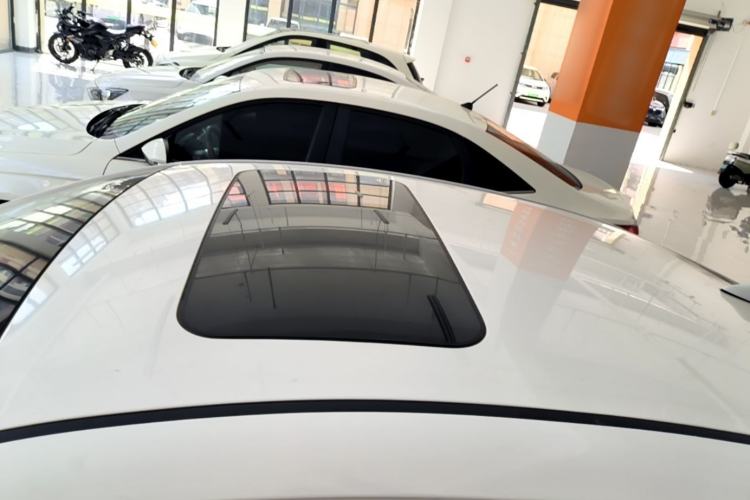 Used Hyundai Elantra (6th Generation / Lingdong) 2019 1.5L CVT ZhiXuan – Elite Version Roof
