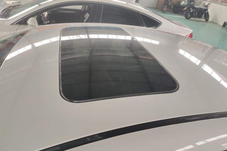 Used Hyundai Elantra (6th Generation / Lingdong) 2019 1.5L CVT ZhiXuan – Elite Version Roof