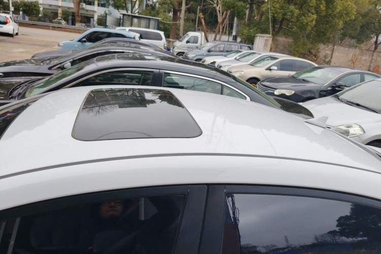 Used Hyundai Elantra (6th Generation / Lingdong) 2019 1.4T Dual-Clutch Xuan Dong · Dynamic Model Roof