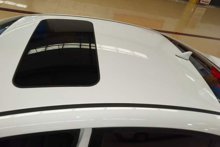 Used Hyundai Elantra (6th Generation / Lingdong) 2019 1.4T Dual-Clutch Xuan Dong · Dynamic Model Roof